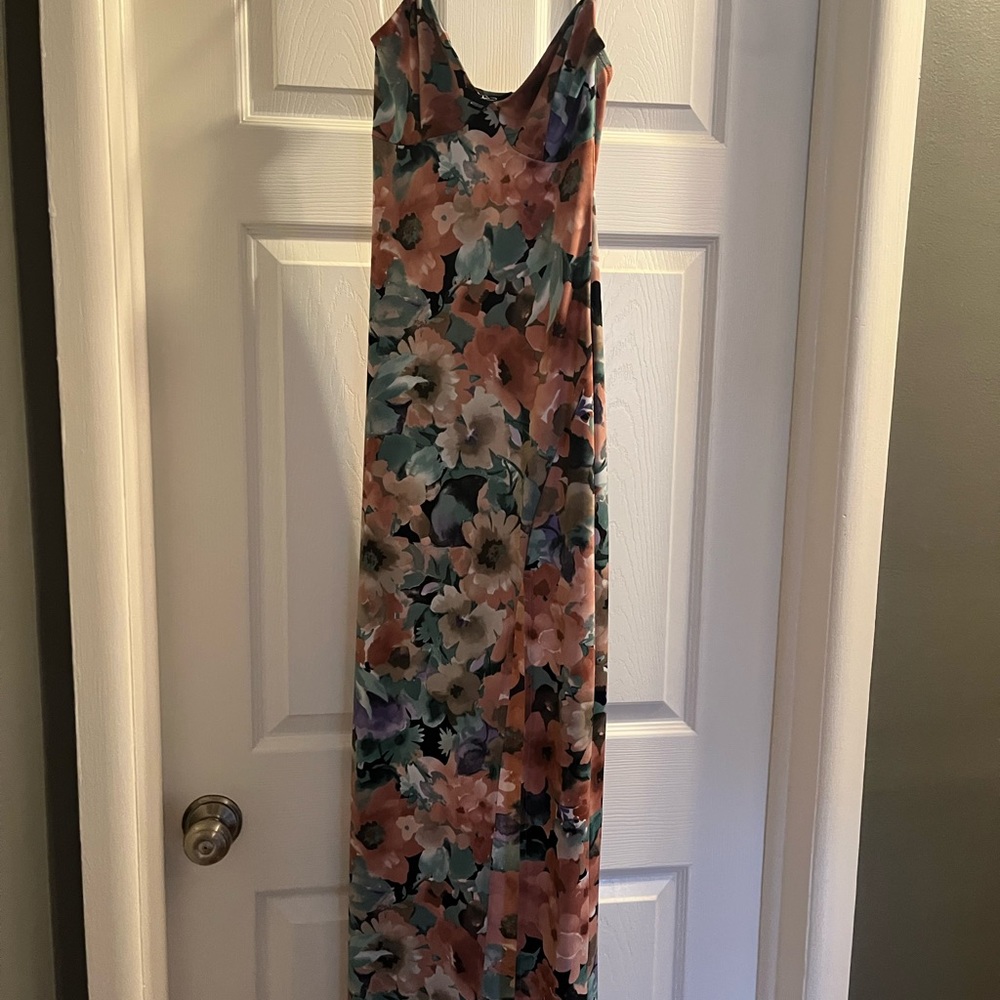 New without tag Windor floral dress